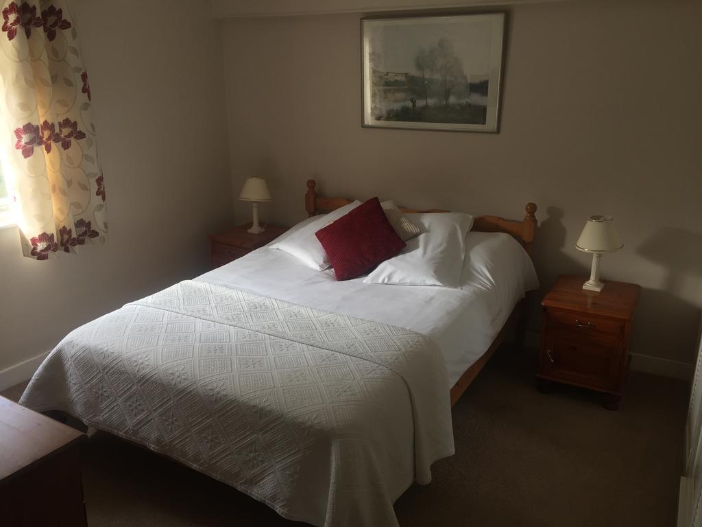 The Winchfield Inn Buitenkant foto