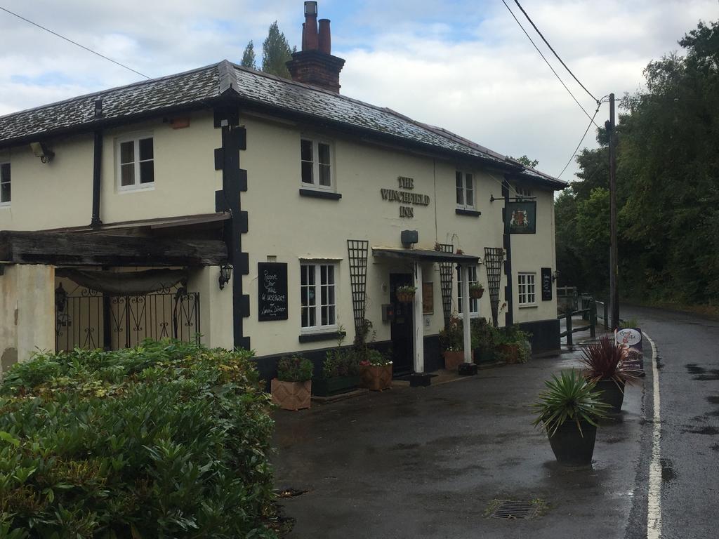 The Winchfield Inn Buitenkant foto